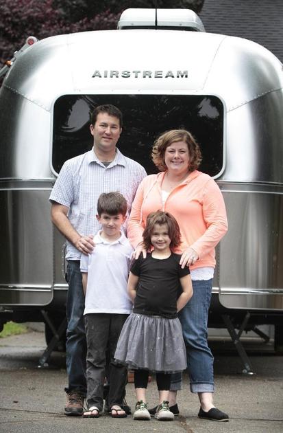 Airstream-Family-Travel