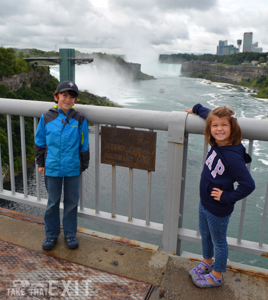 International-Border-Niagara-Falls-bridge