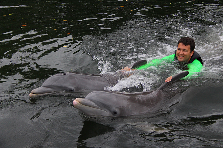 Jeremy-Swims-Dolphins-Plus