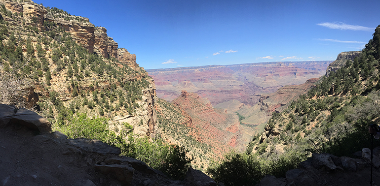 Bright-Angel-Grand-Canyon-trail