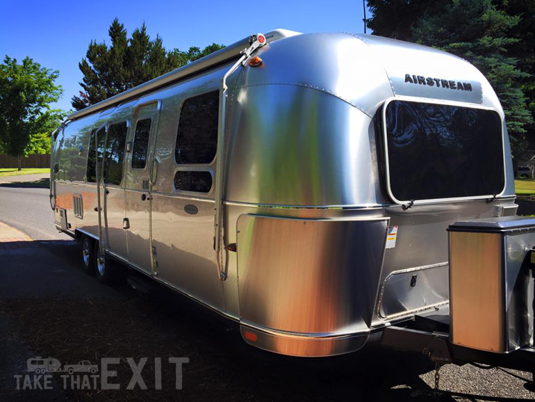 Airstream-full-time-travel-home