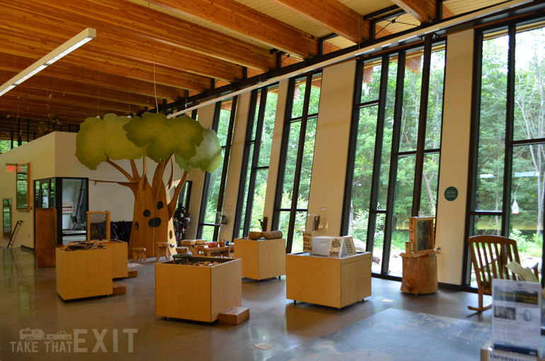 Eastman-Nature-Center-Minnesota-lobby