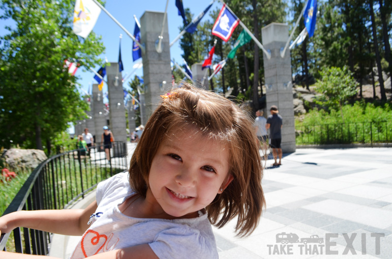 Mt-Rushmore-Smiles-Flags