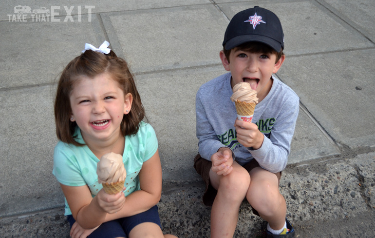 Music-on-Main-ice-cream-Bozeman