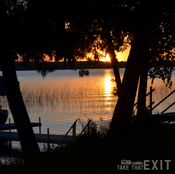 sunset-minnesota-lake