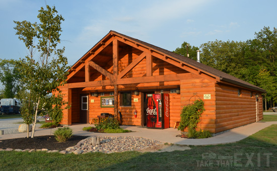 Branches-Niagara-camping-restrooms