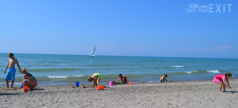 Sand-castle-competition-Evangola