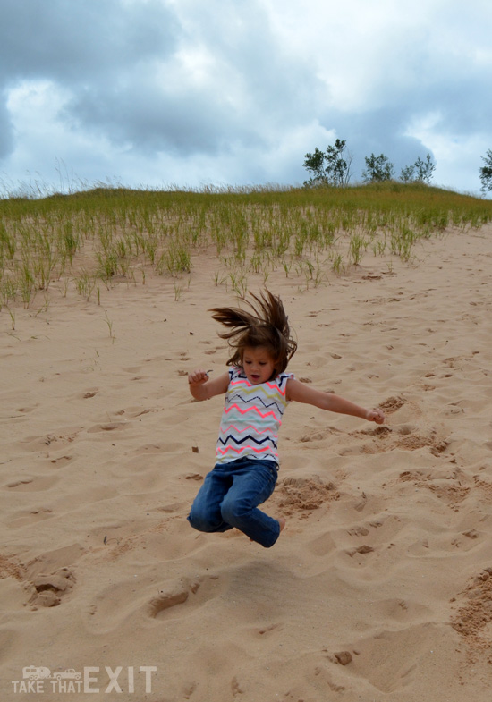 Sleeping-Bear-Dunes-SP-jumping-sand