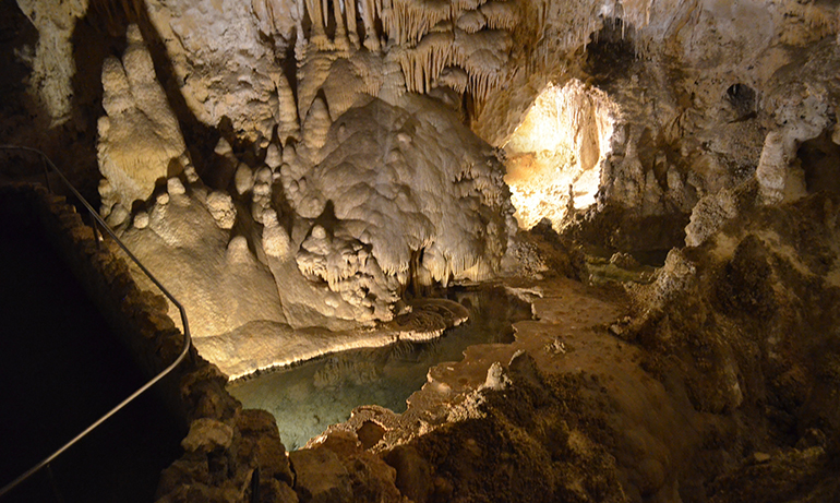 Carlsbad-Caverns-inside-photo-6