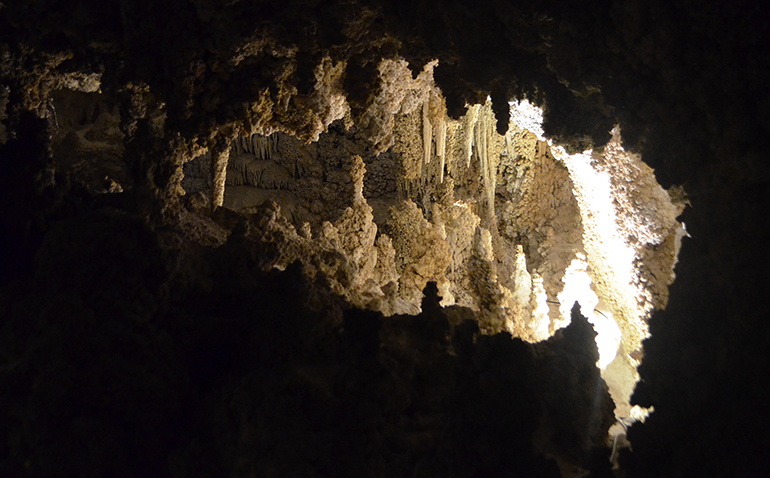 Carlsbad-Caverns-inside-photos-1