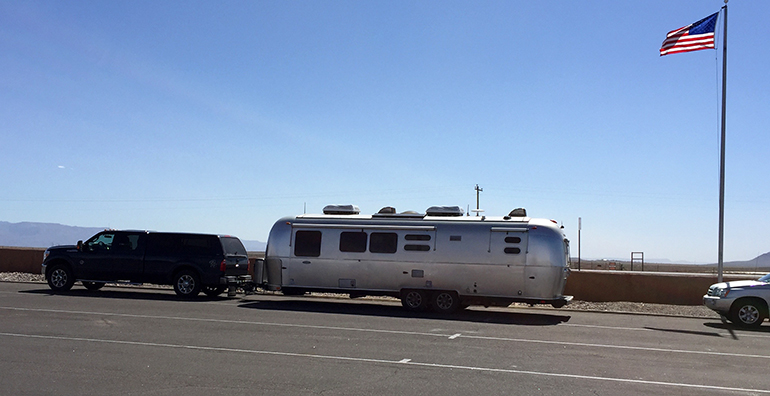 RV-Parking-White-Sands