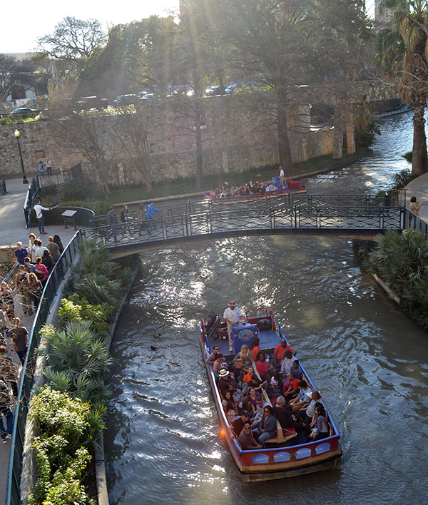 San-Antonio-Boat-Tour