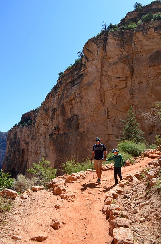 Hiking-Bright-Angel-Trail-kids