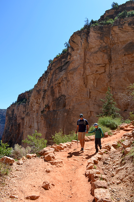 Hiking-Bright-Angel-Trail-kids