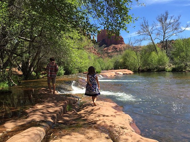 Sedona-Crescent-Moon-Picnic-river