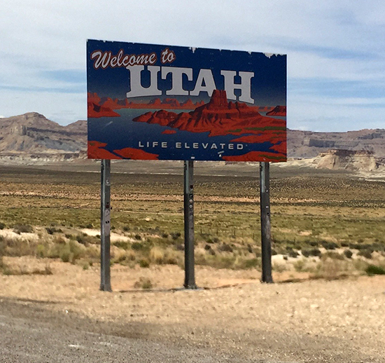 Welcome-To-Utah-Sign