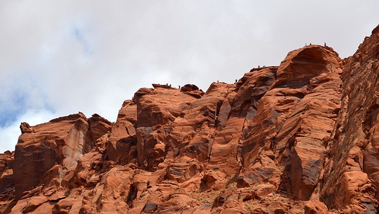 Horsehoe-Bend-from-below