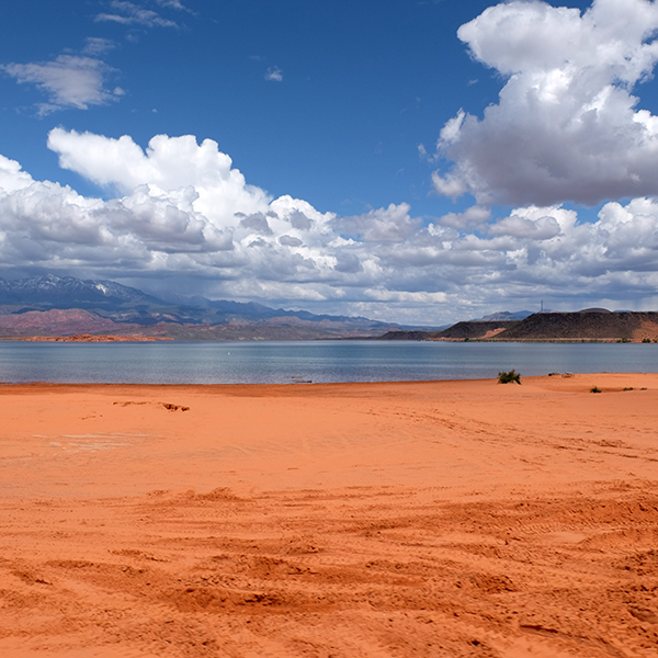 Sand-Hollow-State-Park-orange-beach